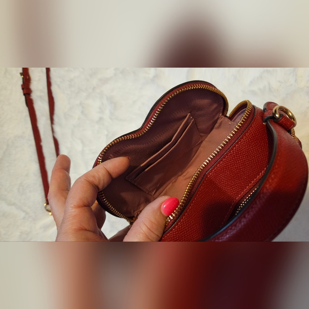 Coach Heart Crossbody purse - Picture 7 of 13